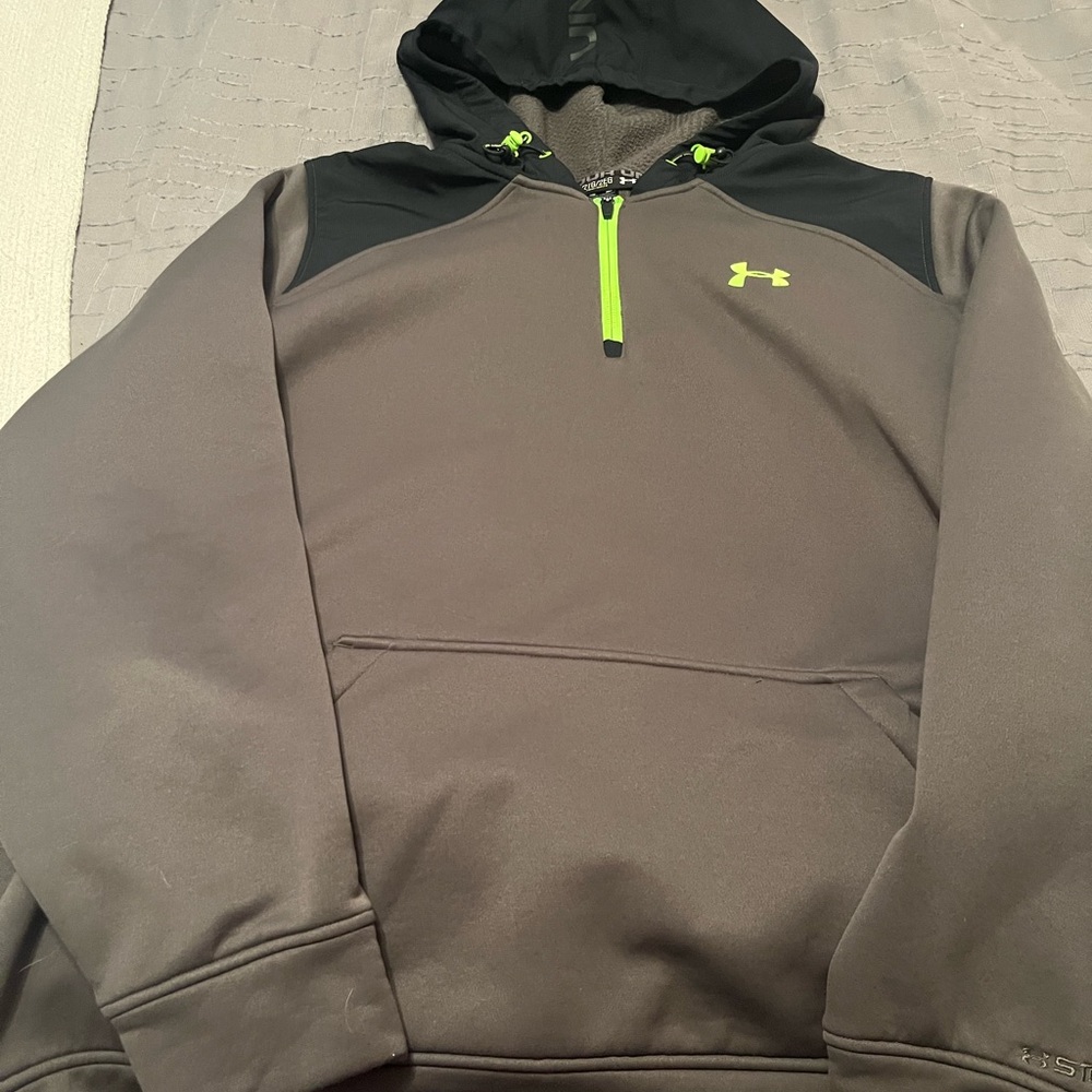 Under Armour Men's Gray and Black Performance Jacket